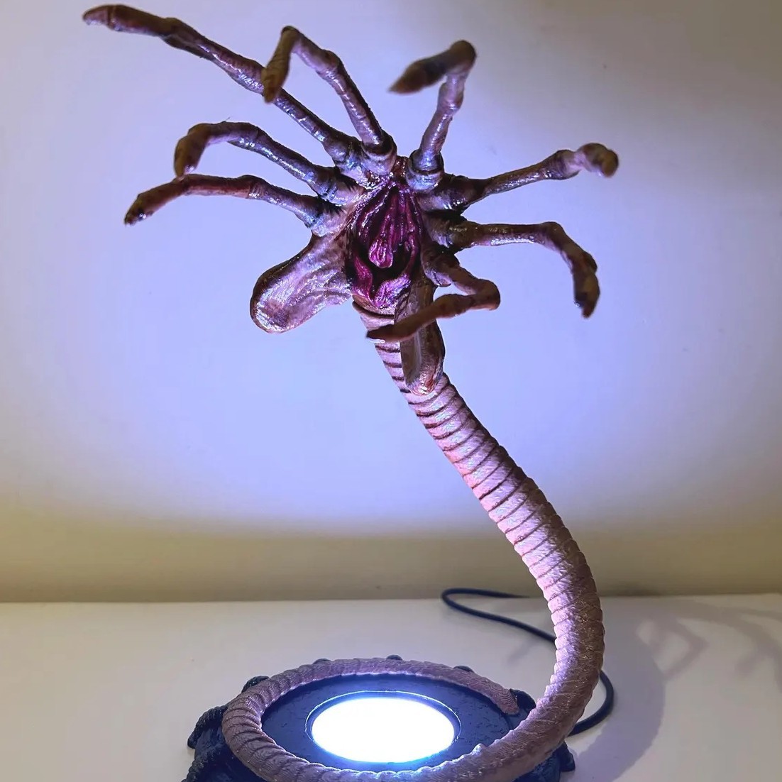 Lighting Decor Items - Lampu Alien Facehugger Lampu Malam, Dekorasi