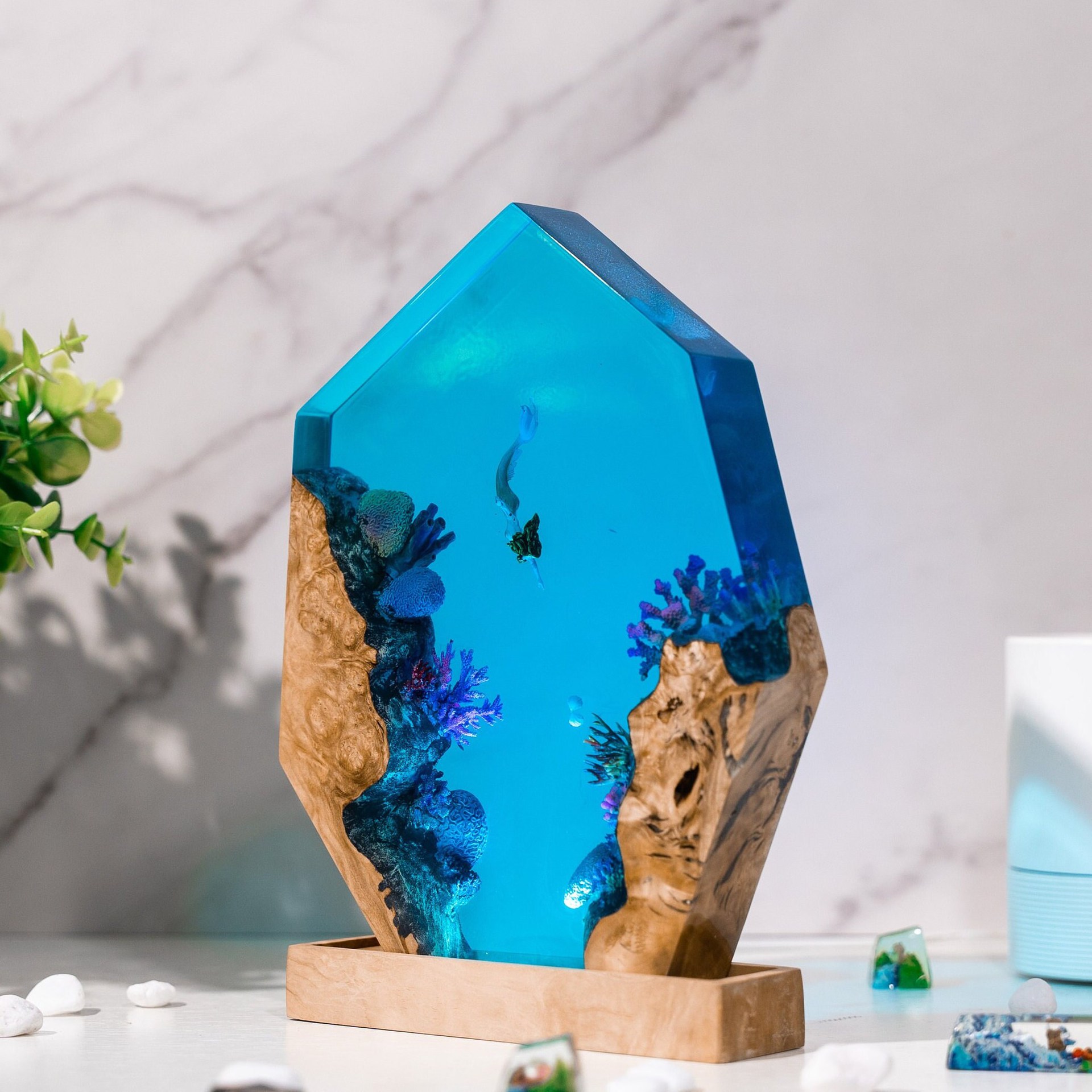 Lampu Meja Resin Kustom Dunia  - Lighting Decor Items ulasan dan harga